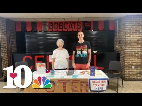 League of Women Voters works to register 18-years-olds for next presidential election