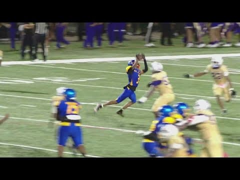 4th Down Friday: Warren Easton Dominates L-B Landry 48-7 in Season Opener
