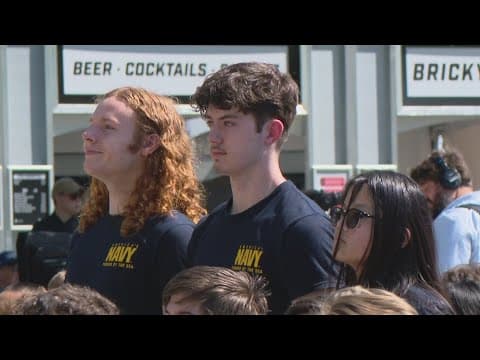 Over 100 Hoosiers enlist in military at Indianapolis Motor Speedway