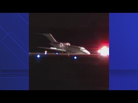 Private jet's nose gear failure at Dulles Airport