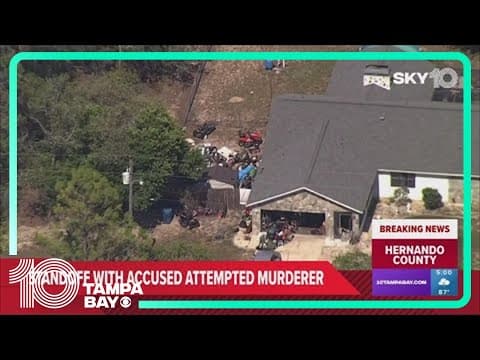 Person suspected of murder barricaded inside home in Weeki Wachee, deputies say