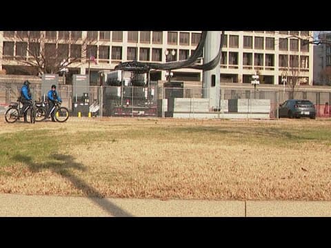 Suspicious vehicle near the Capitol under investigation