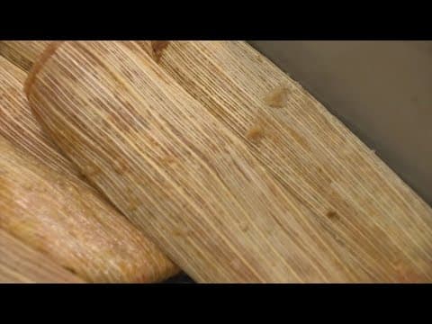 Dozens load up on Alama Tamales for Christmas holiday