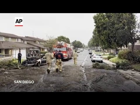 Small plane crashes into San Diego neighborhood, setting homes and vehicles on fire