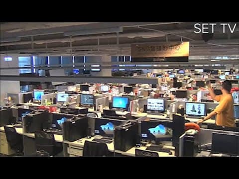 Taiwan earthquake: Video shows newsroom shaking