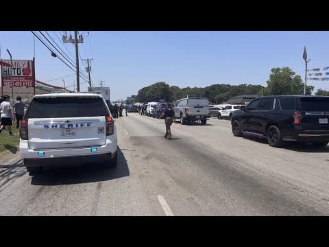 Texas deputy reportedly injured after getting shot three times