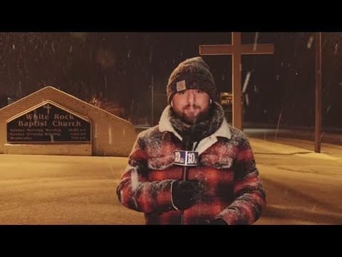 Snow starts falling in Scott County