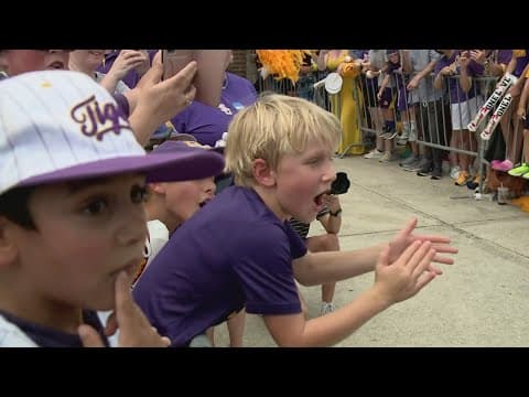 LSU fans gather to celebrate national championship