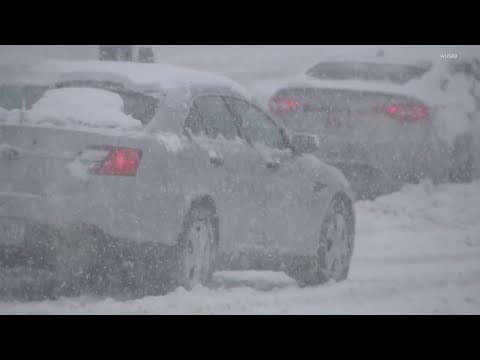Emergency response officials in Knox Co. prepare for overnight snow lasting into Wednesday morning
