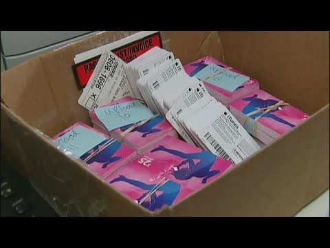 Here's how to avoid holiday scams over the holidays