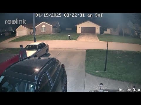 Man arrested after allegedly breaking into 25 cars in Rossville