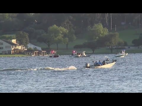 Family outing in Lake Conroe turns tragic after man drowns, deputies say