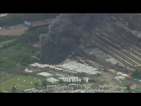 Buses catch fire in Philadelphia
