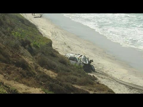 SUV goes off cliff in Carlsbad