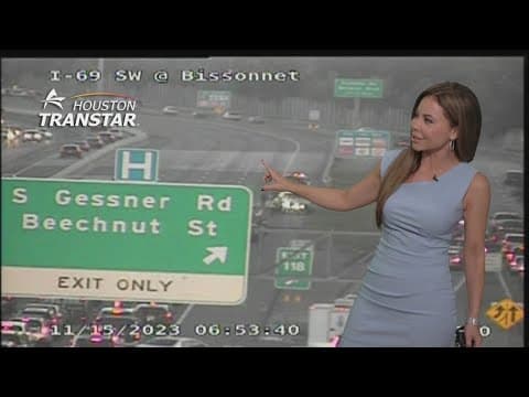 Houston traffic: Crash shuts down Southwest Freeway NB