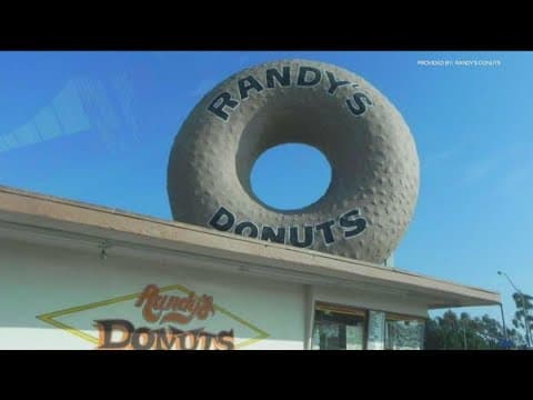 Randy's Donuts set to open across San Diego starting 2023