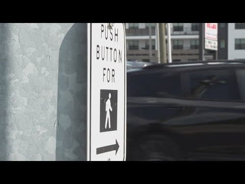 Enforcing 'no turn on red' by Monon Trail