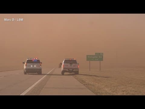 3 dead in dust storm crashes in West Texas