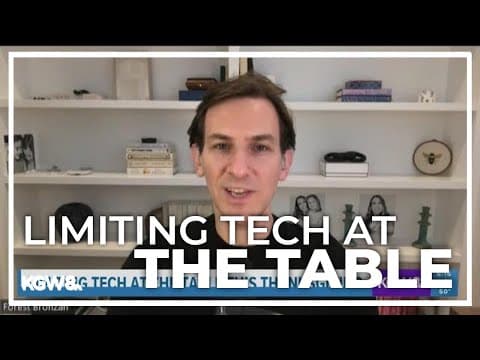 Tips on limiting technology at the table on Thanksgiving