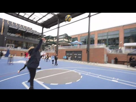 March Madness takes over downtown Indy