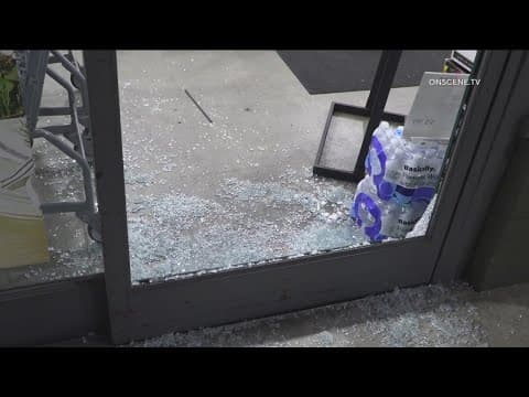 Two liquor stores robbed in San Diego over the weekend