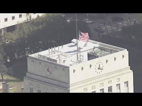 Gov. Abbott orders flags lowered to half-staff in honor of Congressman Sylvester Turner