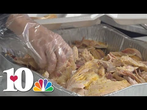 Kodak church hands out hundreds of Thanksgiving meals to keep folks fed