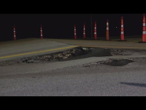 Portion of Seawall Boulevard in Galveston shut down after road buckled