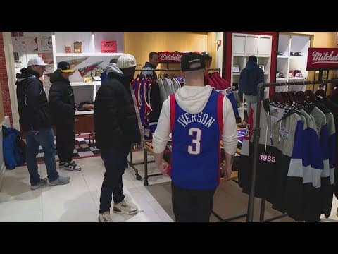 Fans flock to All-Star Weekend events in spite of cold, snow