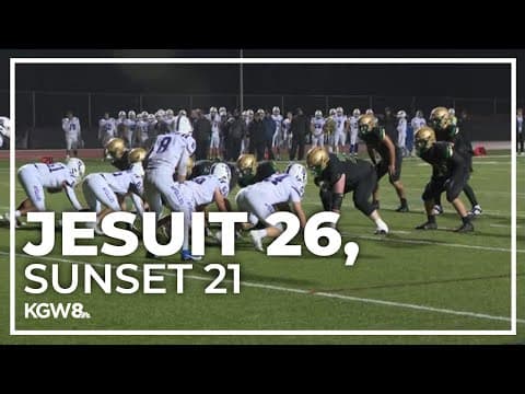 Jesuit outlasts Sunset in the rain | Friday Night Football