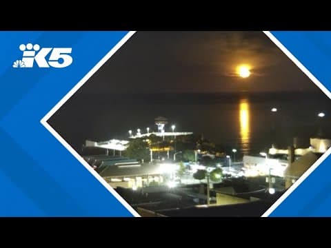 Time-lapse: Moon rise over Port Angeles