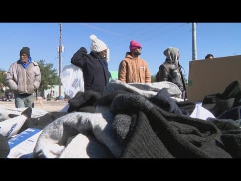 Star of Hope's 'Love in Action Van' delivers warmth to Houston’s homeless community