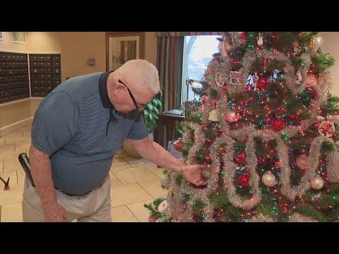Man at Dublin Retirement Village continues holiday tradition he started with wife over 60 years ago