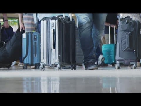 San Diego International Airport sees a travel rush ahead of the busiest Memorial Day weekend since 2