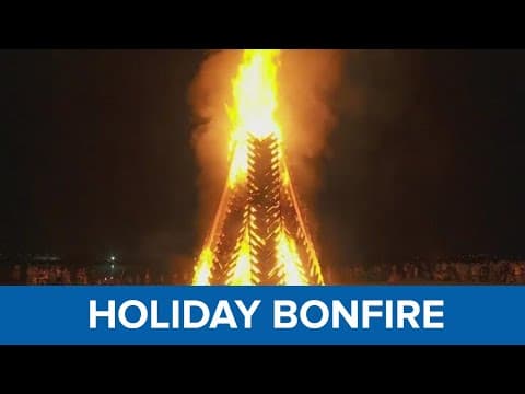 Algiers bonfire kicks off holiday season in New Orleans