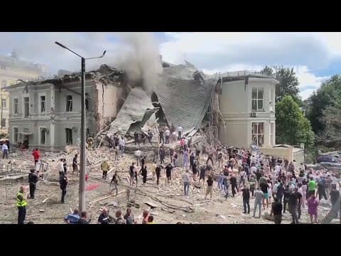 Dozens killed in Russian attacks in Ukraine