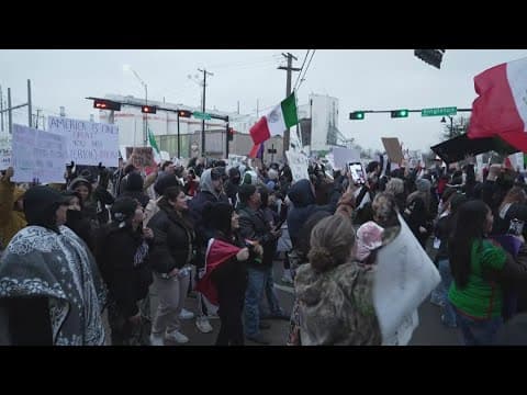 700 people flood downtown Dallas to protest President Trump's immigration policies