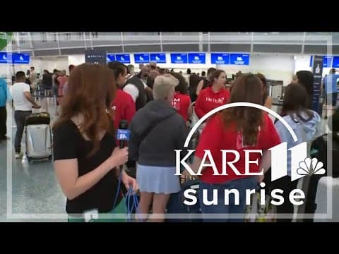 Airlines make up flights after outage downed planes