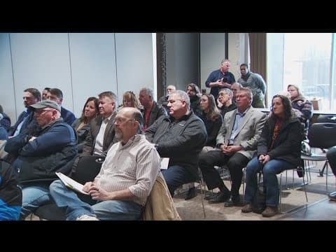 Leaders with the NRC meet with Monticello residents after leak from nuclear plant