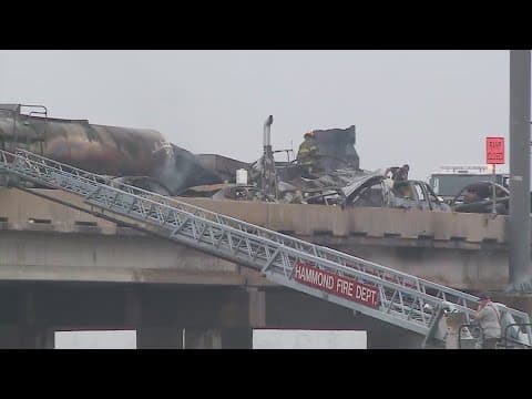 Super fog blamed for fiery crash that killed 2, injured 30 on I-55