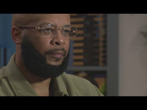 Grammy-nominated gospel singer sues Turkey Leg Hut