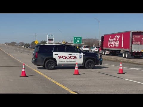 Woman shot in back by person driving Cadillac on Gulf Freeway, police say