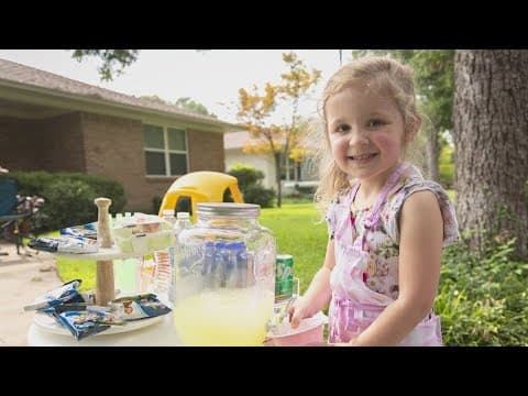 A 4-year-old's lemonade stand raised $300 for North Texas Giving Day