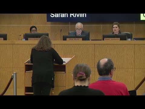 Houston ISD parents speak at board meeting to voice displeasure over conditions at schools
