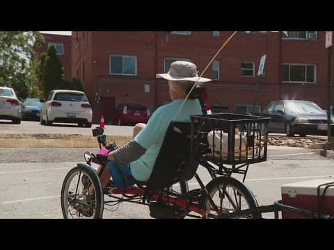 Takoma Park man delivers hot meals on 3 wheels