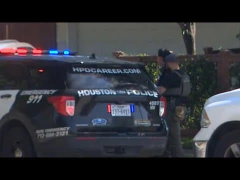Houston police officer shot while responding to home invasion in Spring Branch area