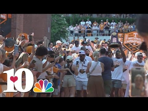 Downtown Knoxville celebrates Tennessee Baseball's championship win