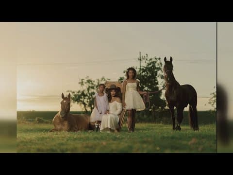 Yes Mama! Portrait Exhibition Closing Ceremony Features Art, Music & Advocacy