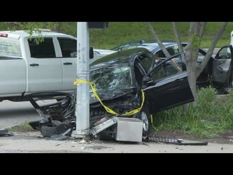 Man charged with murder after driving into Ohio officer directing traffic