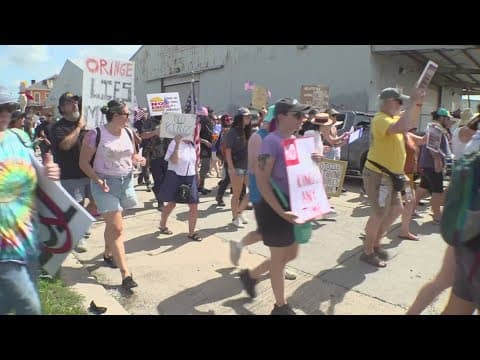 Thousands Rally in New Orleans and Across the Country in “No Kings” Protest